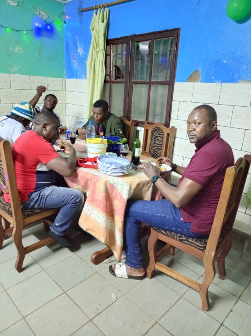 Photo de la vie communautaire de l'Association des Pauvres de Dieu.