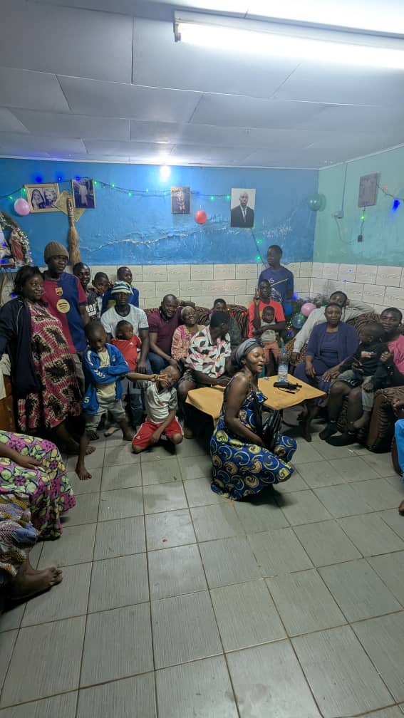 Photo de la vie communautaire de l'Association des Pauvres de Dieu.