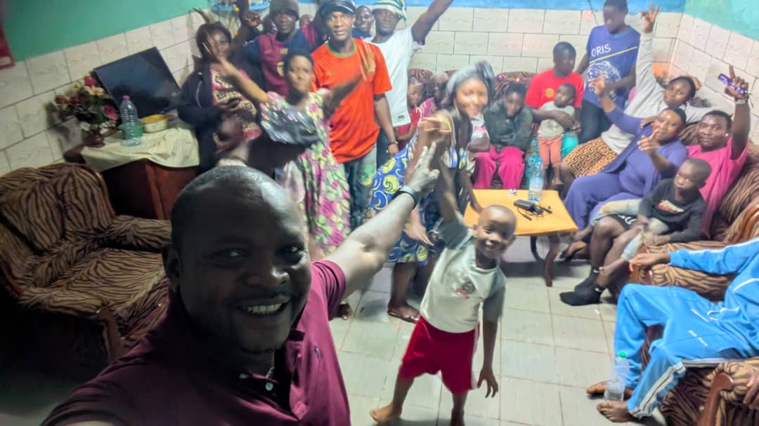 Photo de la vie communautaire de l'Association des Pauvres de Dieu.
