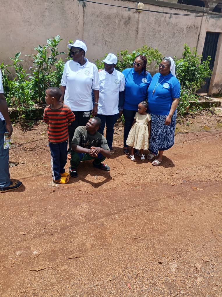 Photo de la vie communautaire de l'Association des Pauvres de Dieu.