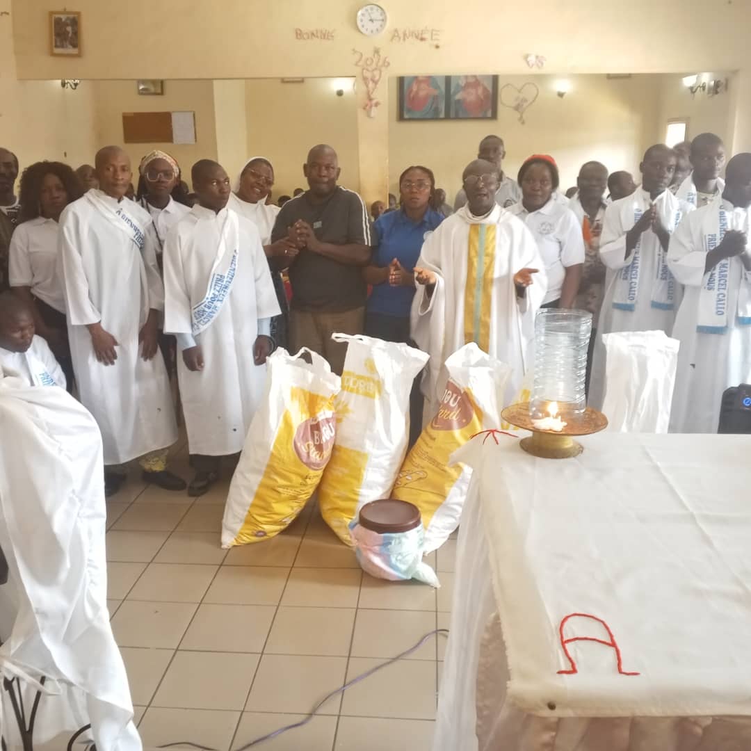 Messe d'action de grâce et offrande de vivres